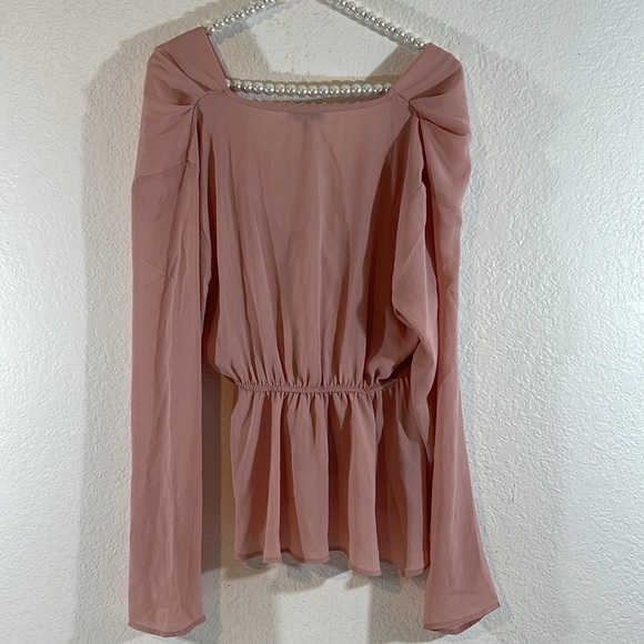 FASHION NOVA Love At First Sight Blouse Pink Size Large NEW - Picture 5 of 11